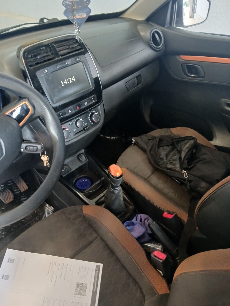 RENAULT KWID 1.0 12V SCE FLEX OUTSIDER MANUAL