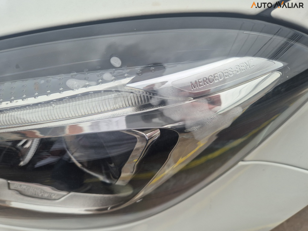 MERCEDES-BENZ GLA 200 1.6 CGI FLEX ADVANCE 7G-DCT