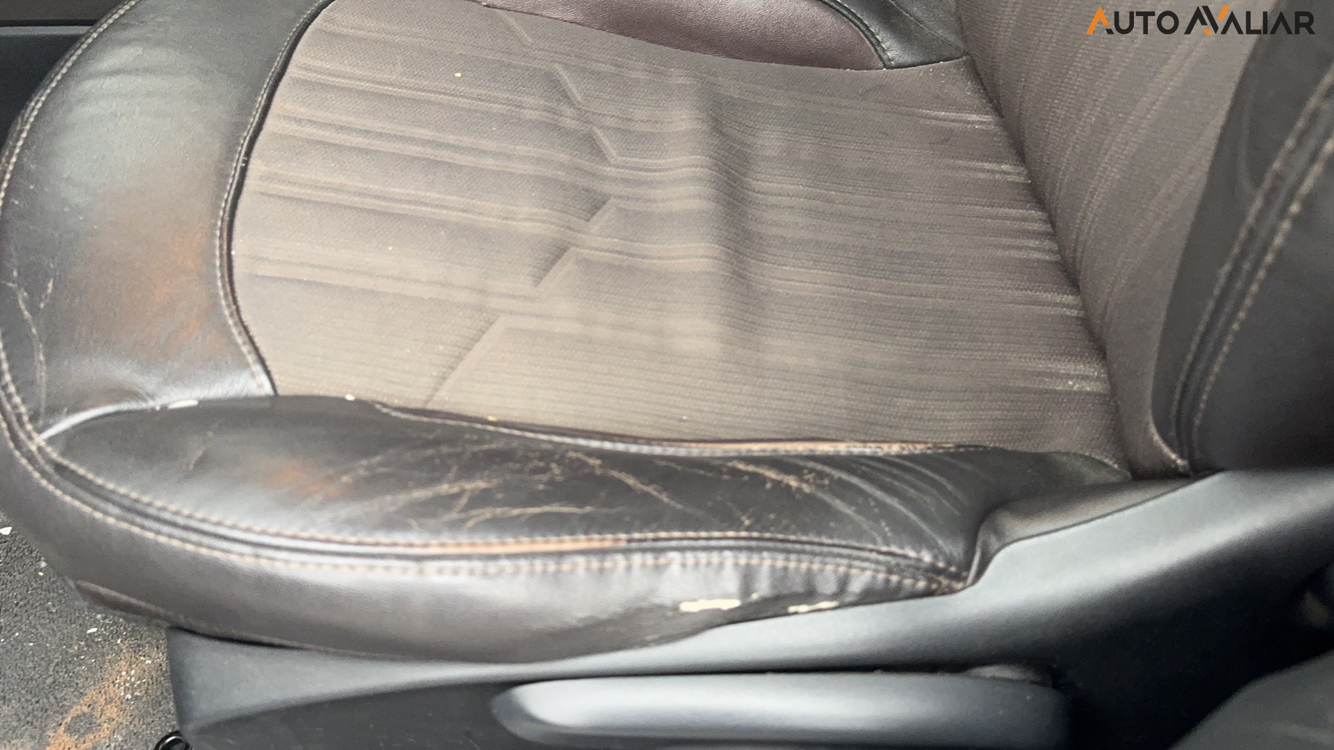 PEUGEOT 2008 1.6 16V FLEX GRIFFE 4P AUTOMATICO