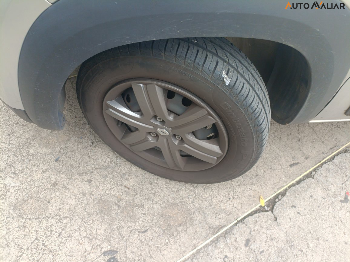 RENAULT KWID 1.0 12V SCE FLEX ZEN MANUAL