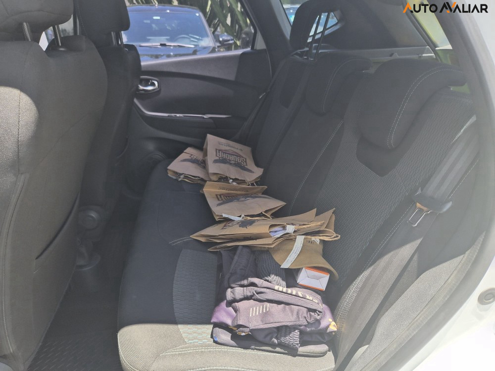 RENAULT CAPTUR 1.6 16V SCE FLEX LIFE X-TRONIC