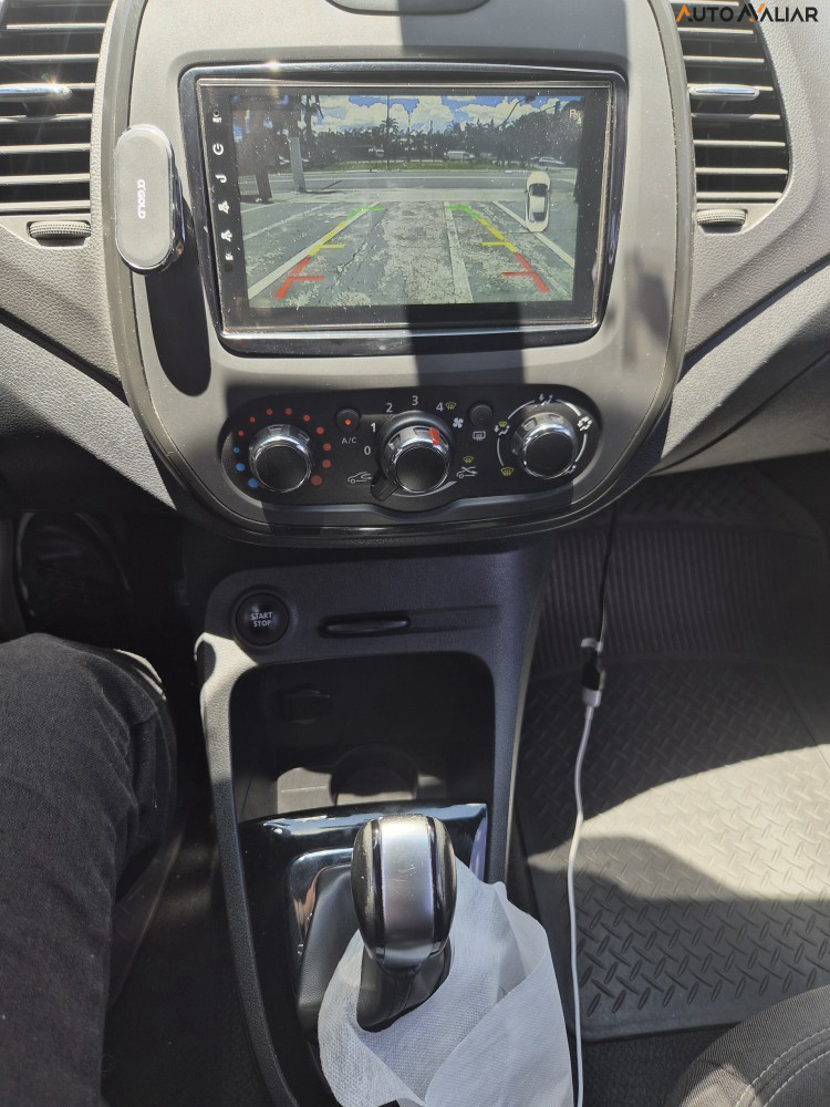 RENAULT CAPTUR 1.6 16V SCE FLEX LIFE X-TRONIC