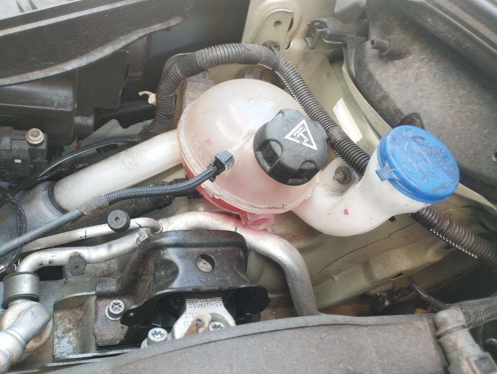 PEUGEOT 2008 1.6 16V FLEX STYLE 4P AUTOMATICO