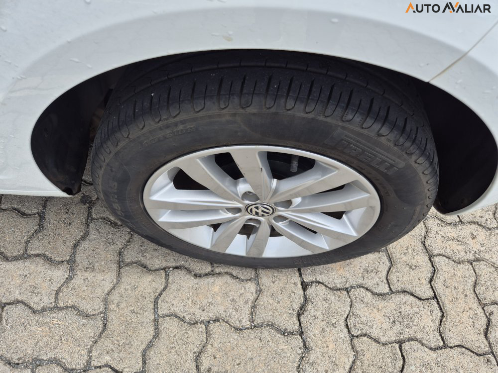 VOLKSWAGEN FOX 1.6 MSI TOTAL FLEX CONNECT 4P MANUAL