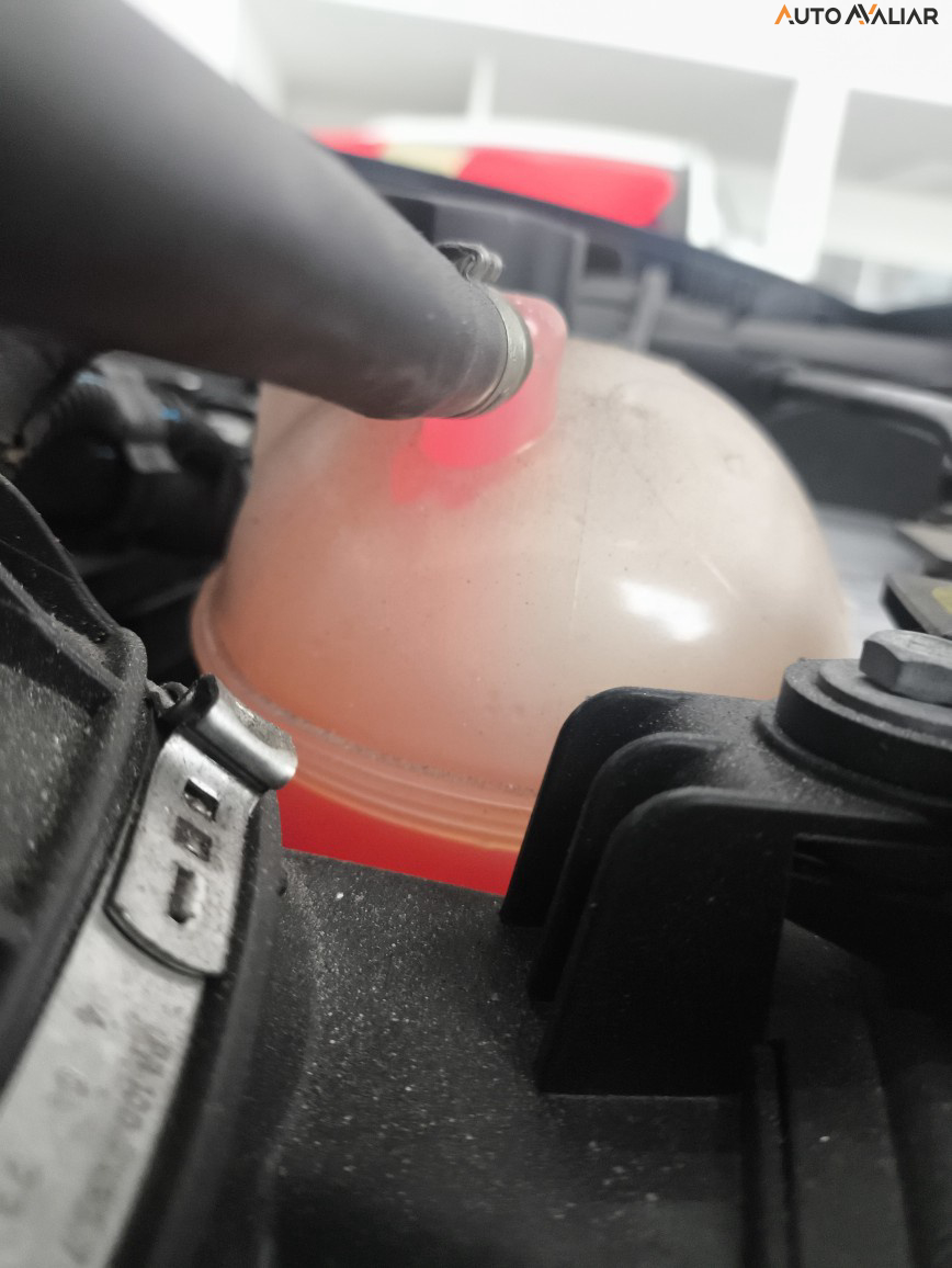 JEEP RENEGADE 1.3 T270 TURBO FLEX LONGITUDE AT6