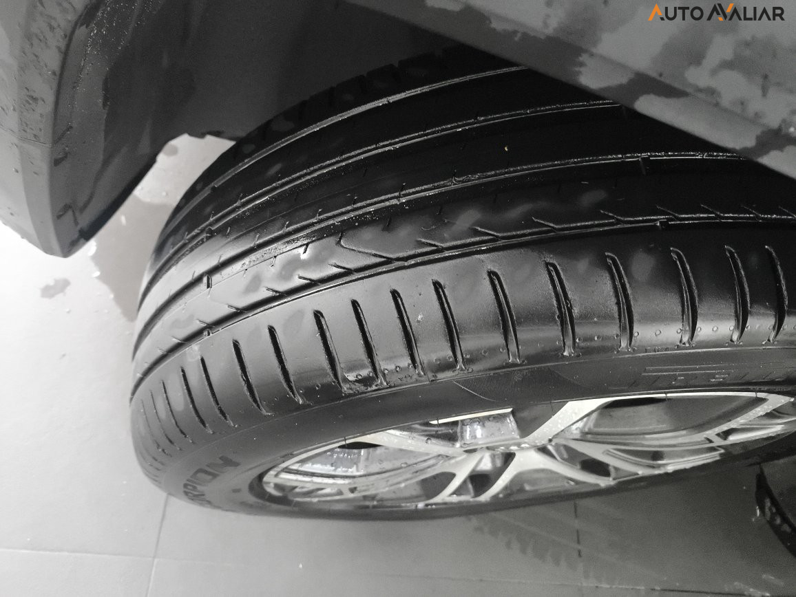 JEEP RENEGADE 1.3 T270 TURBO FLEX LONGITUDE AT6