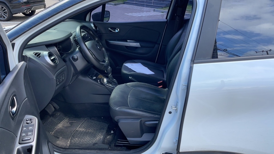 RENAULT CAPTUR 1.6 16V SCE FLEX BOSE X-TRONIC