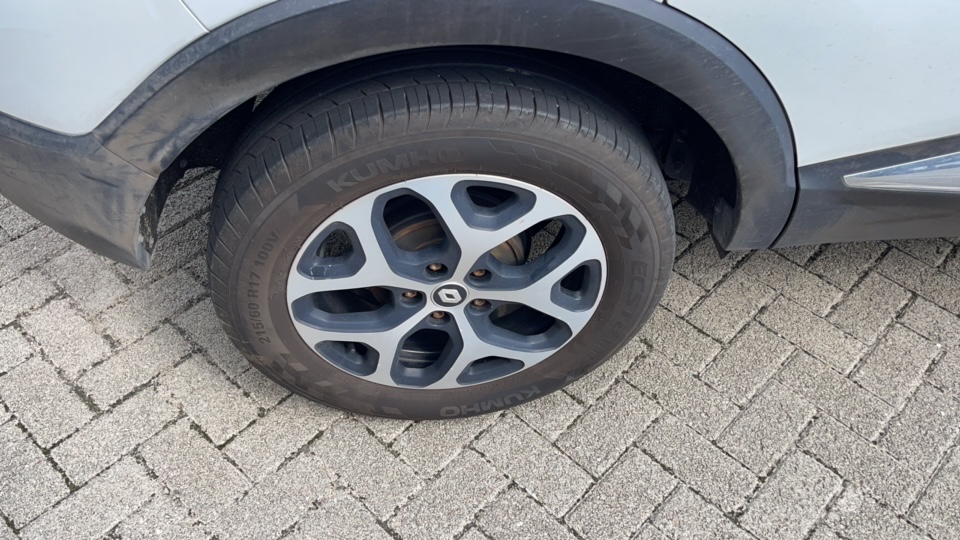 RENAULT CAPTUR 1.6 16V SCE FLEX BOSE X-TRONIC