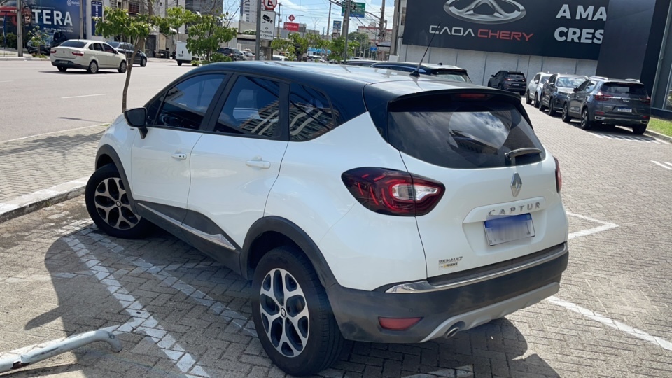 RENAULT CAPTUR 1.6 16V SCE FLEX BOSE X-TRONIC