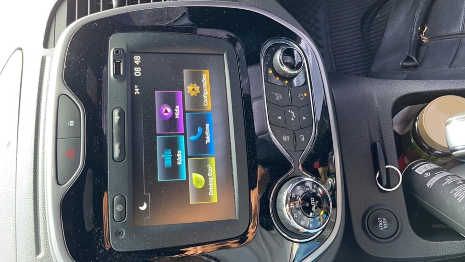 RENAULT CAPTUR 1.6 16V SCE FLEX BOSE X-TRONIC