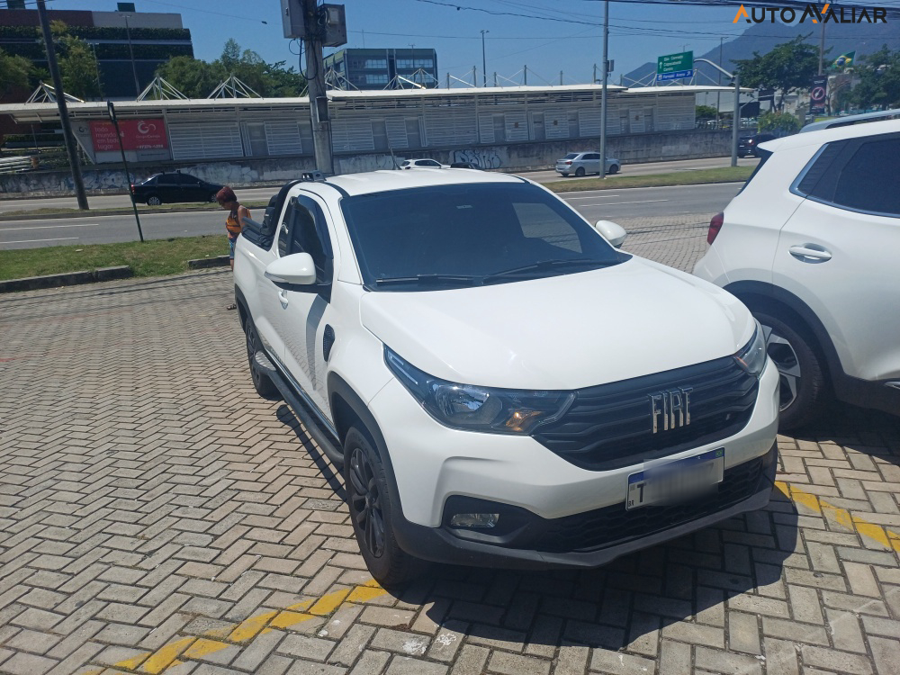 FIAT STRADA 1.3 FIREFLY FLEX FREEDOM CS MANUAL