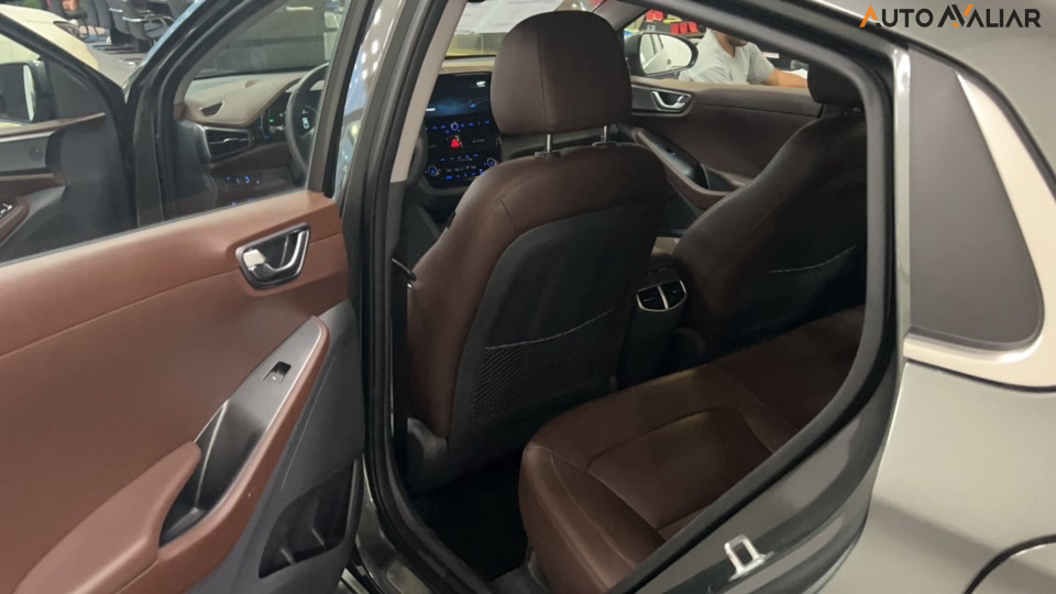 HYUNDAI IONIQ 1.6 GDI HEV DCT