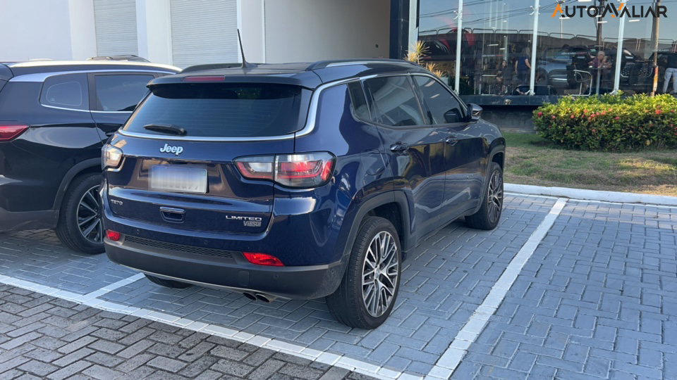 JEEP COMPASS 1.3 T270 TURBO FLEX LIMITED AT6