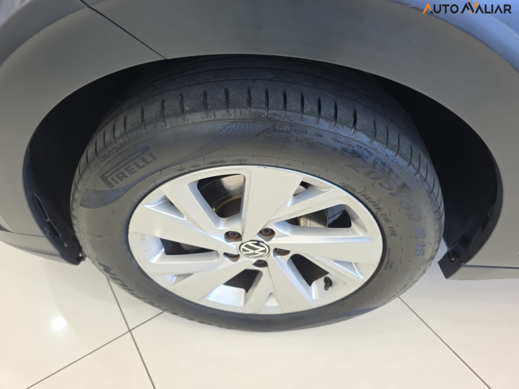 VOLKSWAGEN NIVUS 1.0  200 TSI TOTAL FLEX SENSE AUTOM&Aacute;TICO