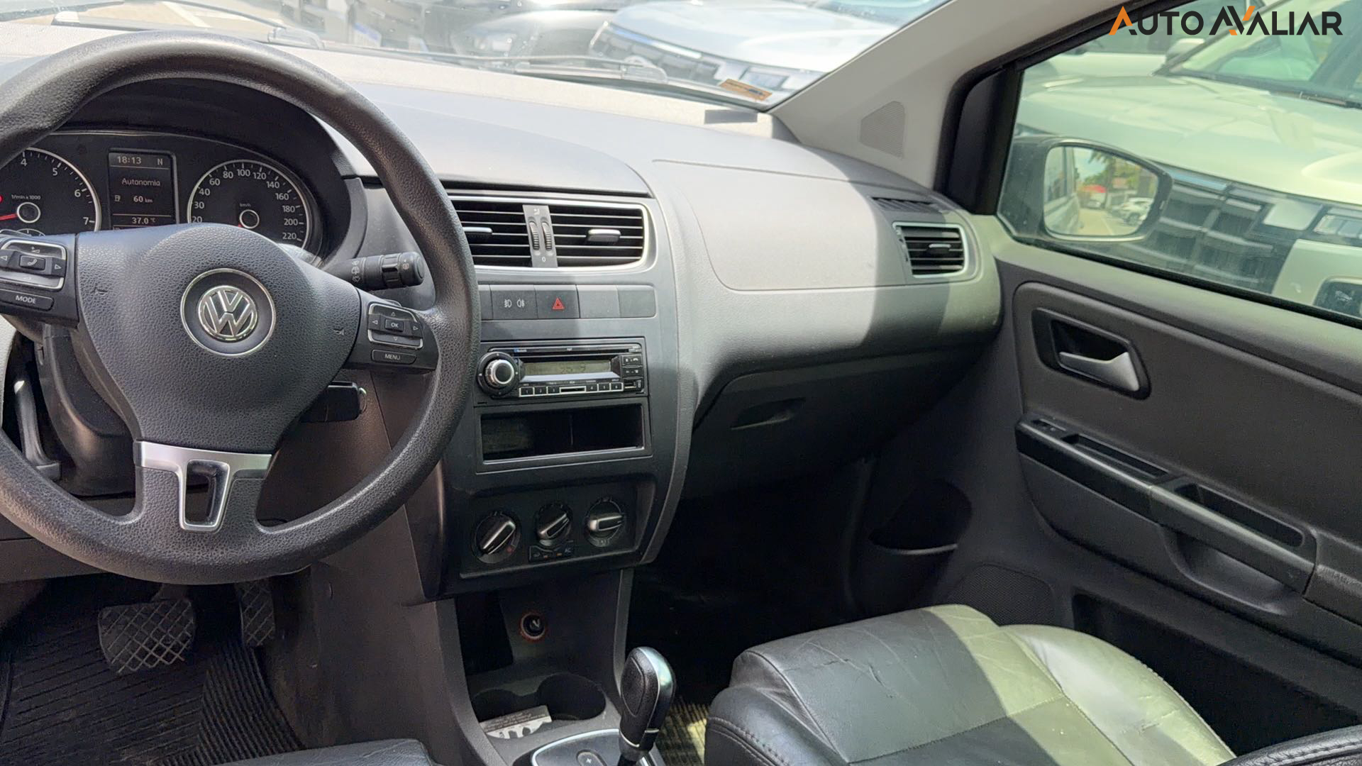 VOLKSWAGEN SPACEFOX 1.6 MI SPORTLINE 8V FLEX 4P AUTOMATIZADO