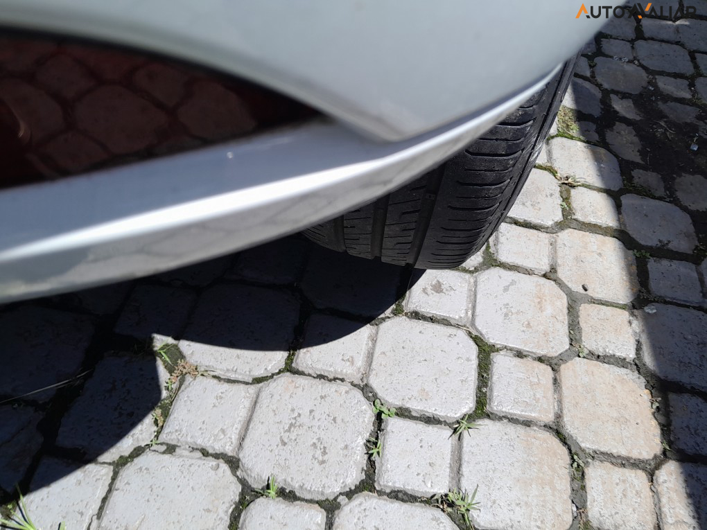 RENAULT SANDERO 1.0 12V SCE FLEX AUTHENTIQUE MANUAL