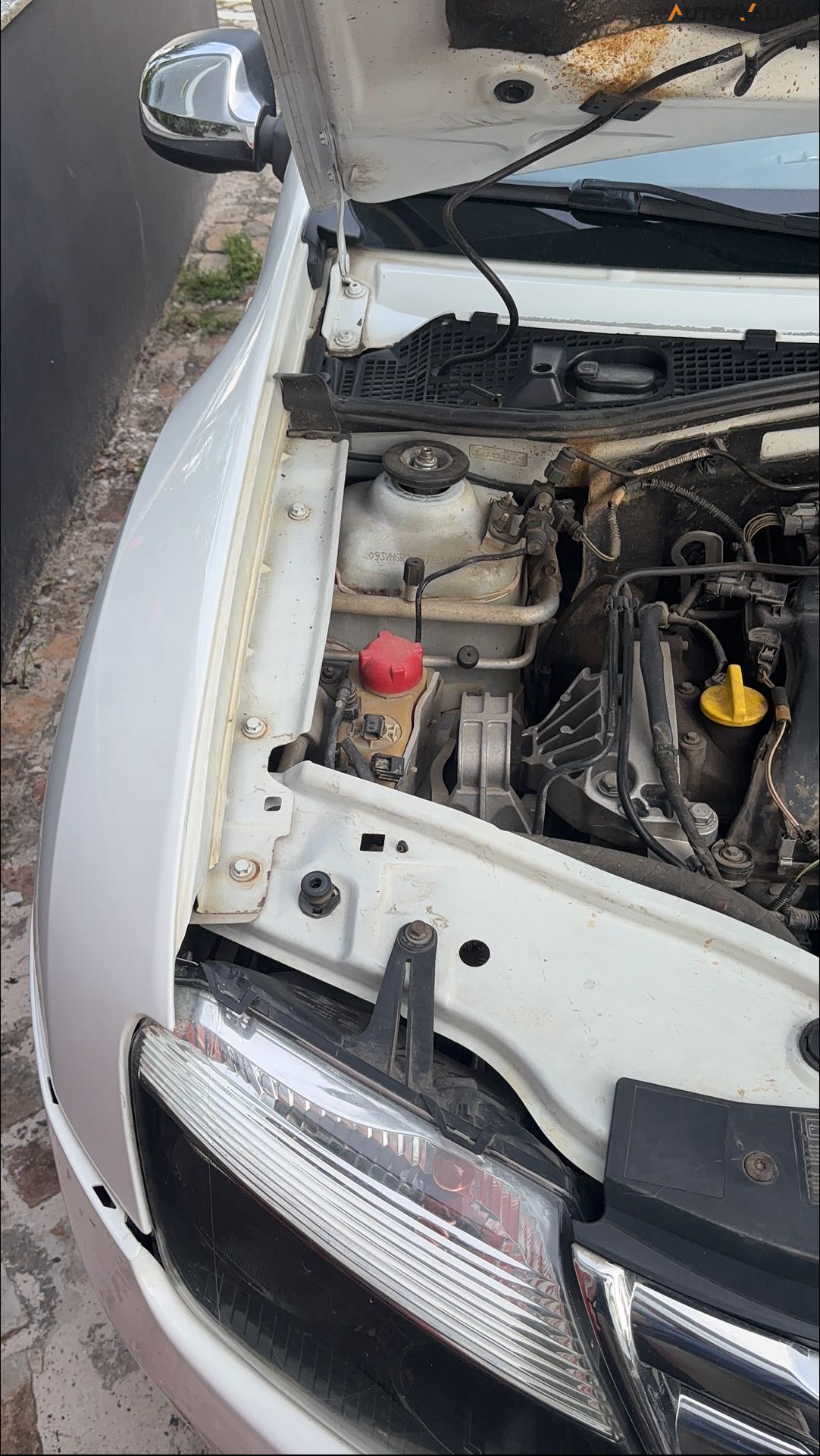 RENAULT DUSTER 2.0 DYNAMIQUE 4X2 16V FLEX 4P AUTOMATICO