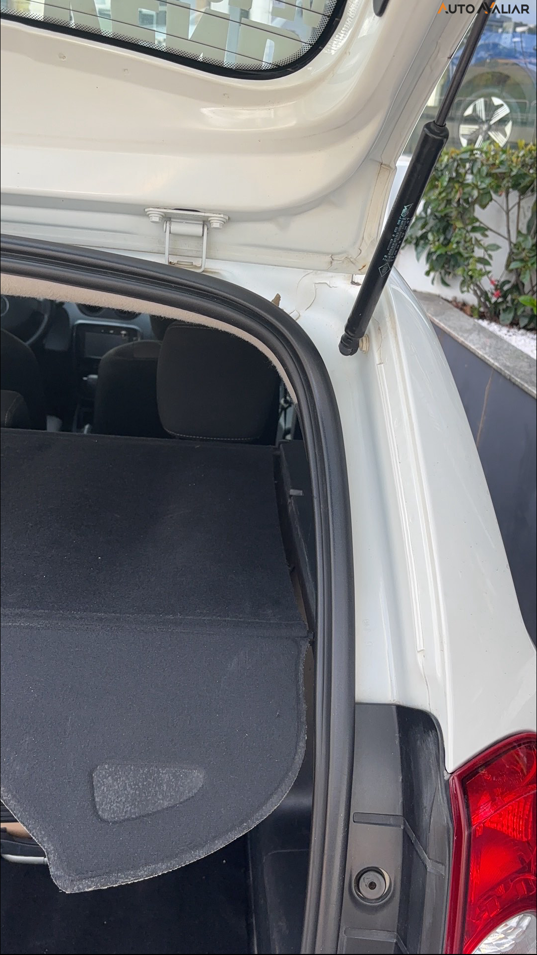 RENAULT DUSTER 2.0 DYNAMIQUE 4X2 16V FLEX 4P AUTOMATICO