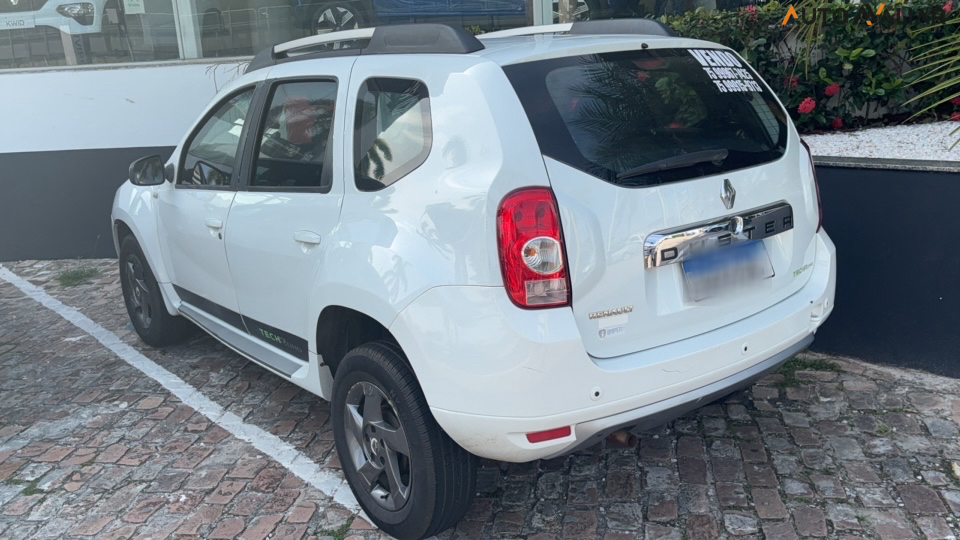 RENAULT DUSTER 2.0 DYNAMIQUE 4X2 16V FLEX 4P AUTOMATICO