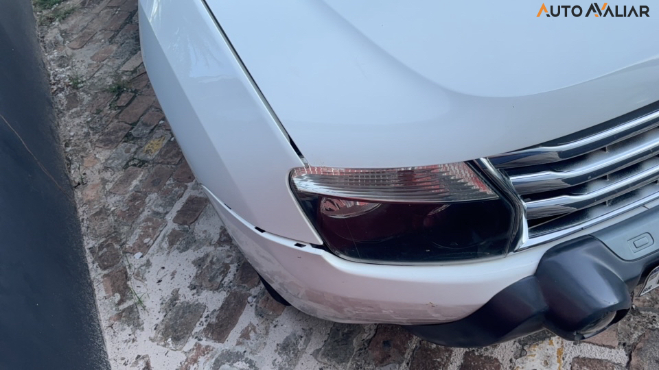 RENAULT DUSTER 2.0 DYNAMIQUE 4X2 16V FLEX 4P AUTOMATICO