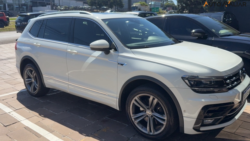 VOLKSWAGEN TIGUAN 2.0 350 TSI GASOLINA ALLSPACE R-LINE 4MOTION DSG