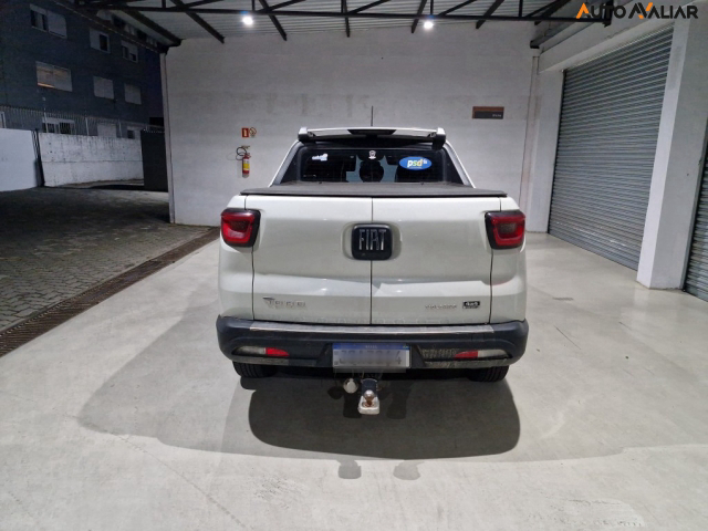 FIAT TORO 2.0 16V TURBO DIESEL VOLCANO 4WD AT9