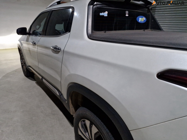 FIAT TORO 2.0 16V TURBO DIESEL VOLCANO 4WD AT9