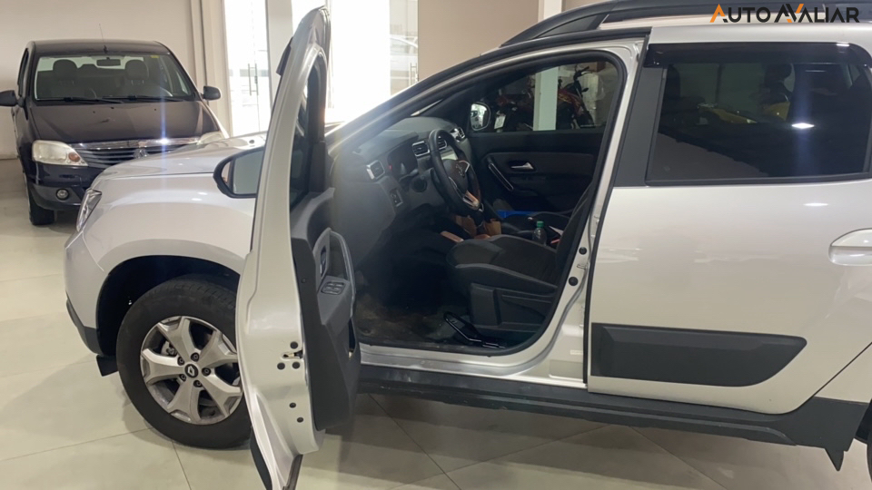 RENAULT DUSTER 1.6 16V SCE FLEX INTENSE PLUS X-TRONIC