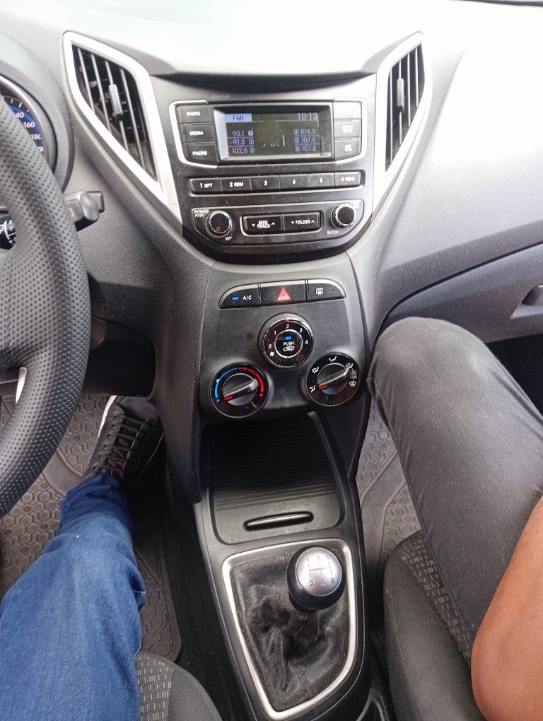 HYUNDAI HB20 1.0 UNIQUE 12V FLEX 4P MANUAL