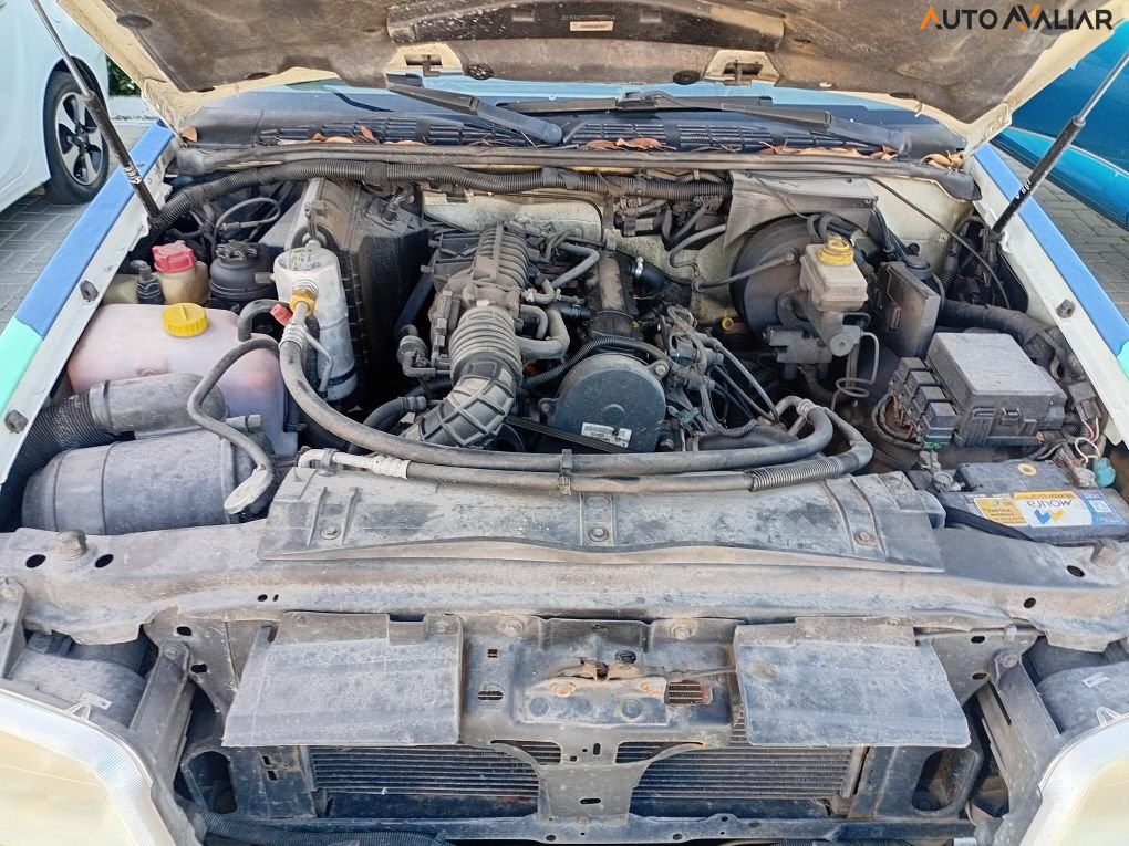 CHEVROLET S10 2.4 MPFI ADVANTAGE 4X2 CS 8V FLEX 2P MANUAL