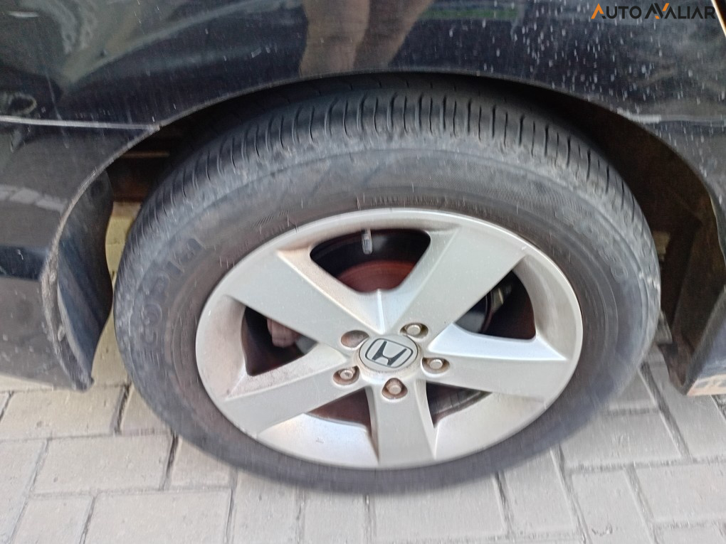 HONDA CIVIC 1.8 LXS 16V FLEX 4P MANUAL