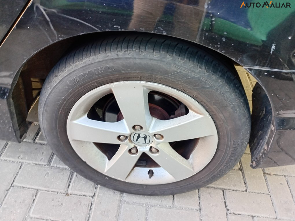 HONDA CIVIC 1.8 LXS 16V FLEX 4P MANUAL