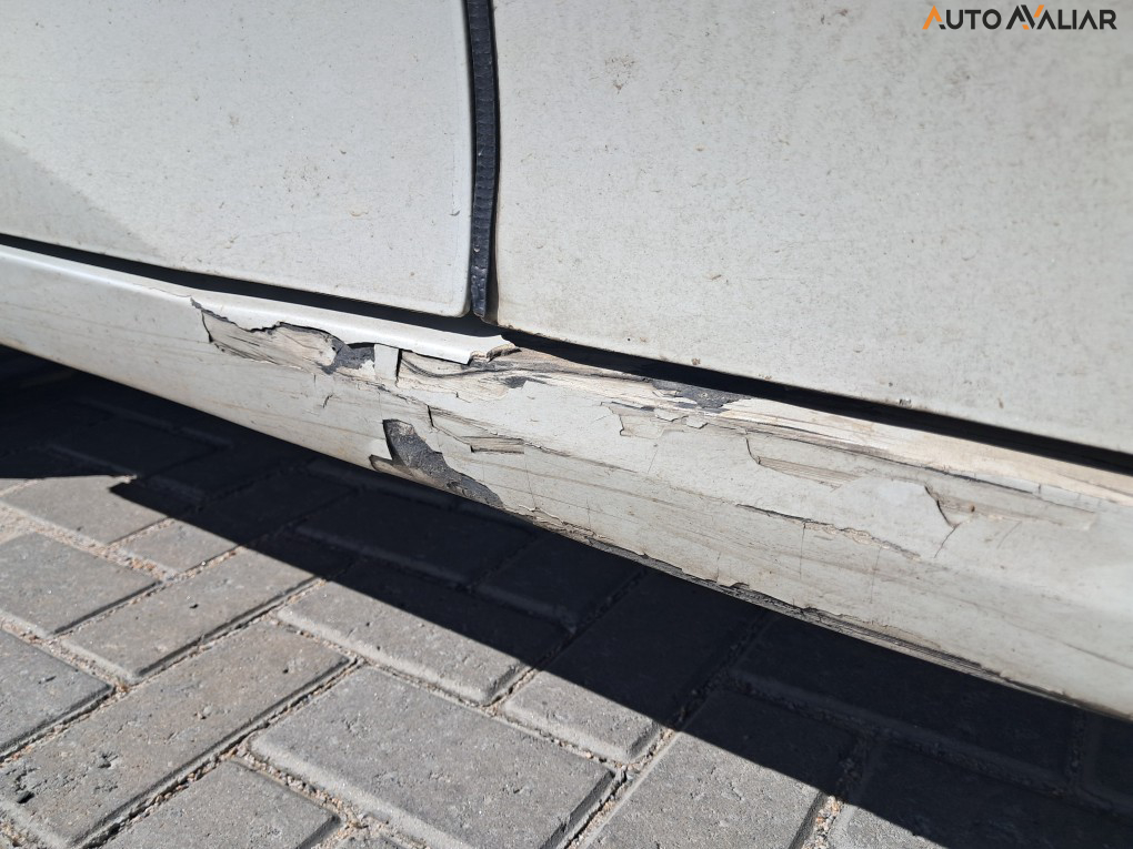 TOYOTA PRIUS 1.8 16V HIBRIDO 4P AUTOMATICO