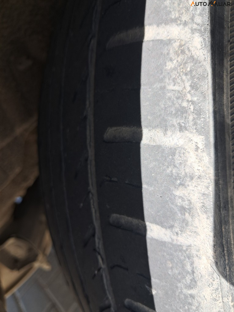 TOYOTA PRIUS 1.8 16V HIBRIDO 4P AUTOMATICO