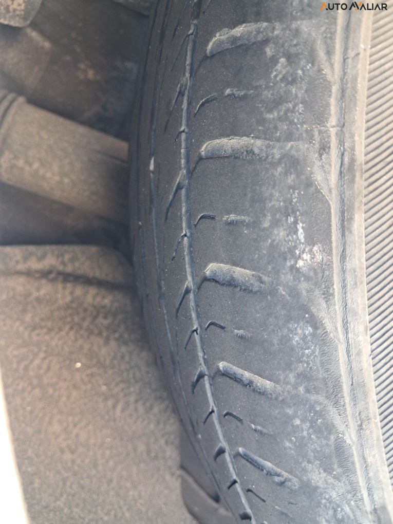 TOYOTA PRIUS 1.8 16V HIBRIDO 4P AUTOMATICO