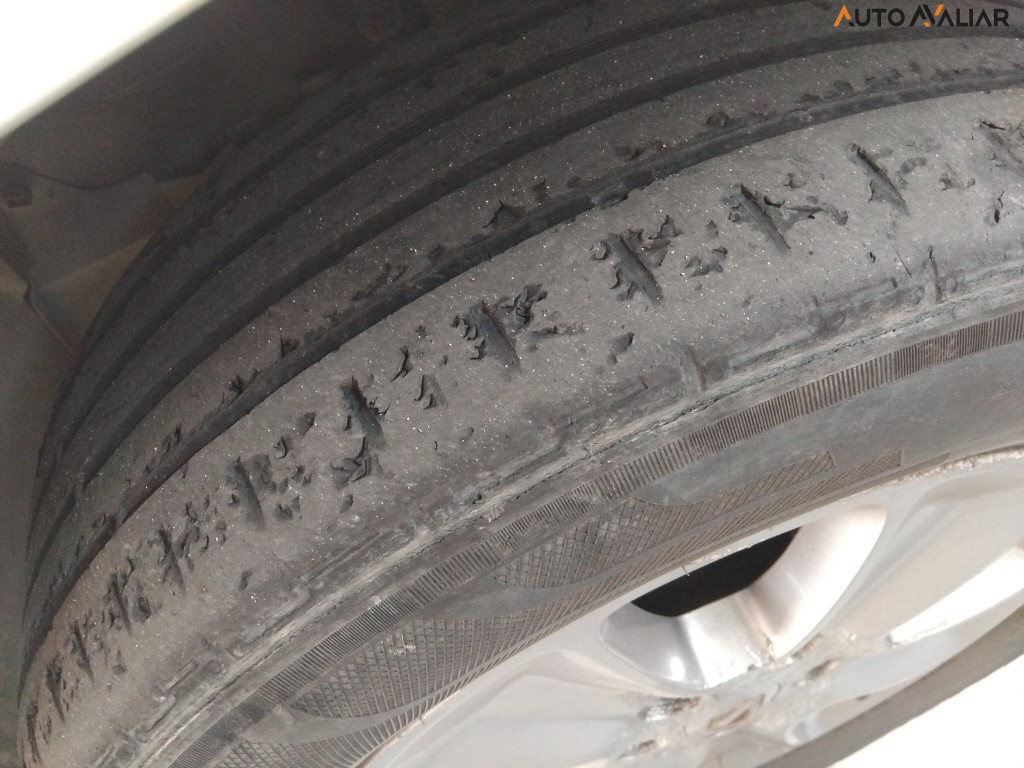 RENAULT DUSTER 1.6 16V SCE FLEX AUTHENTIQUE X-TRONIC