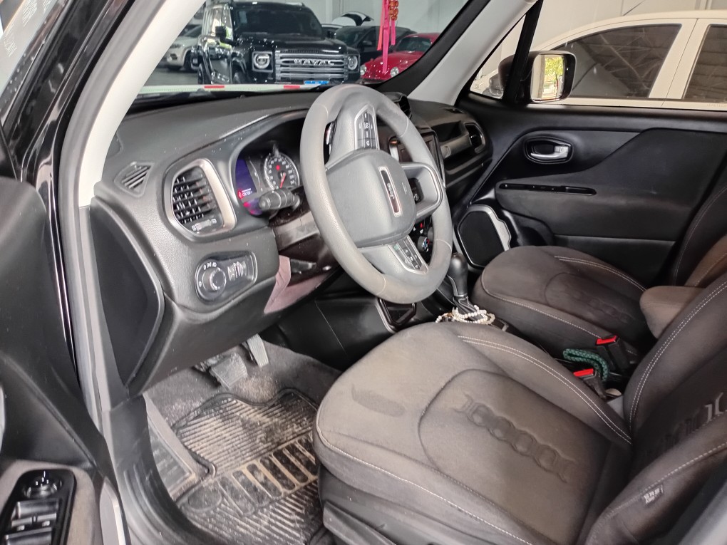 JEEP RENEGADE 1.3 T270 TURBO FLEX SPORT AT6
