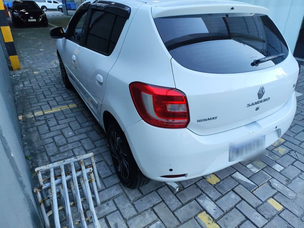 RENAULT SANDERO 1.6 16V SCE FLEX EXPRESSION MANUAL