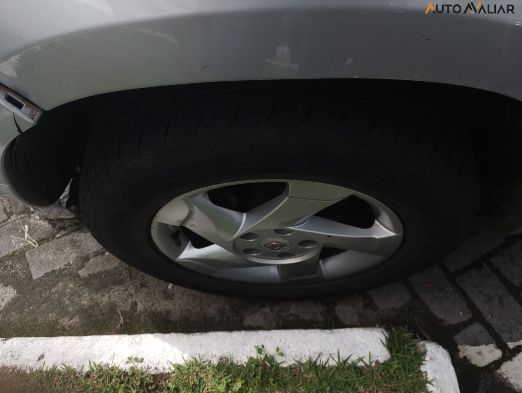 RENAULT DUSTER 1.6 DYNAMIQUE 4X2 16V FLEX 4P MANUAL