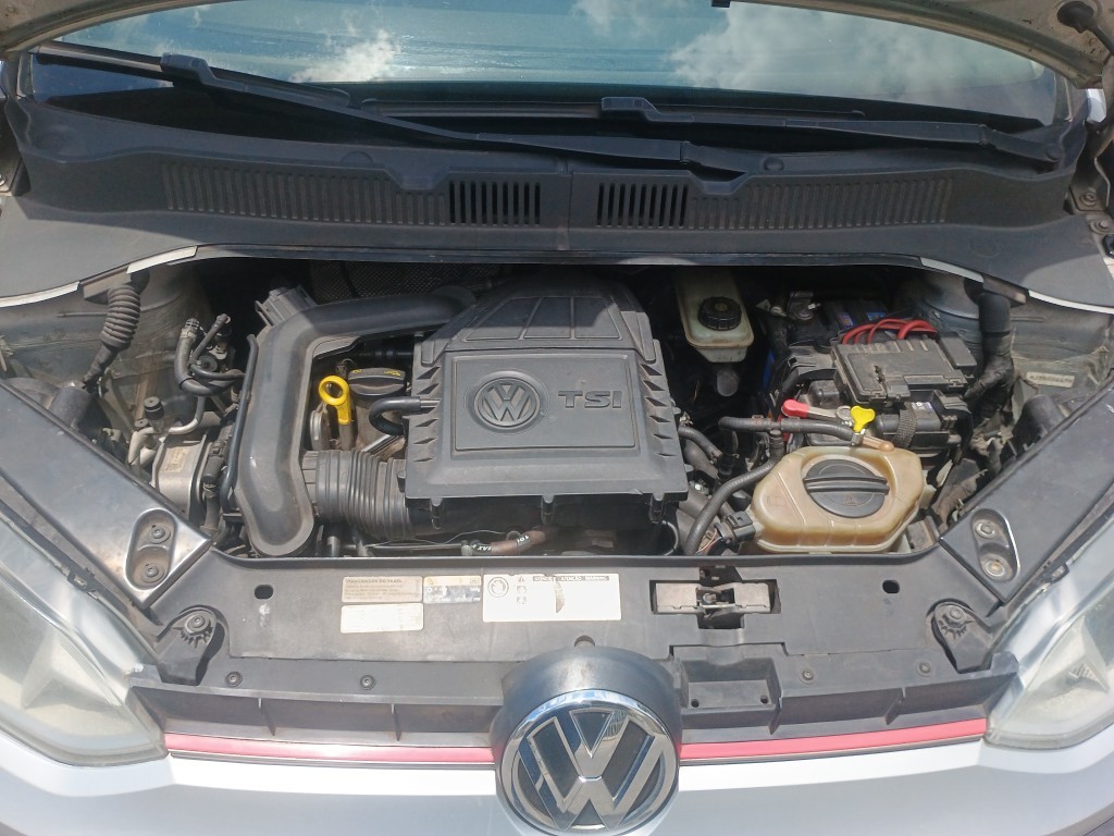 VOLKSWAGEN UP 1.0 TSI MOVE UP 12V FLEX 4P MANUAL