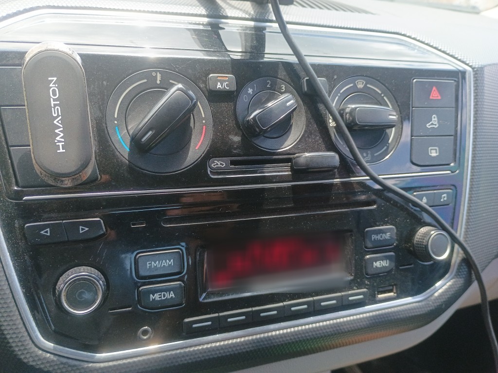 VOLKSWAGEN UP 1.0 TSI MOVE UP 12V FLEX 4P MANUAL