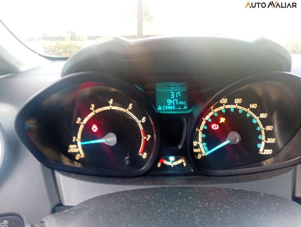 FORD FIESTA 1.5 SE HATCH 16V FLEX 4P MANUAL