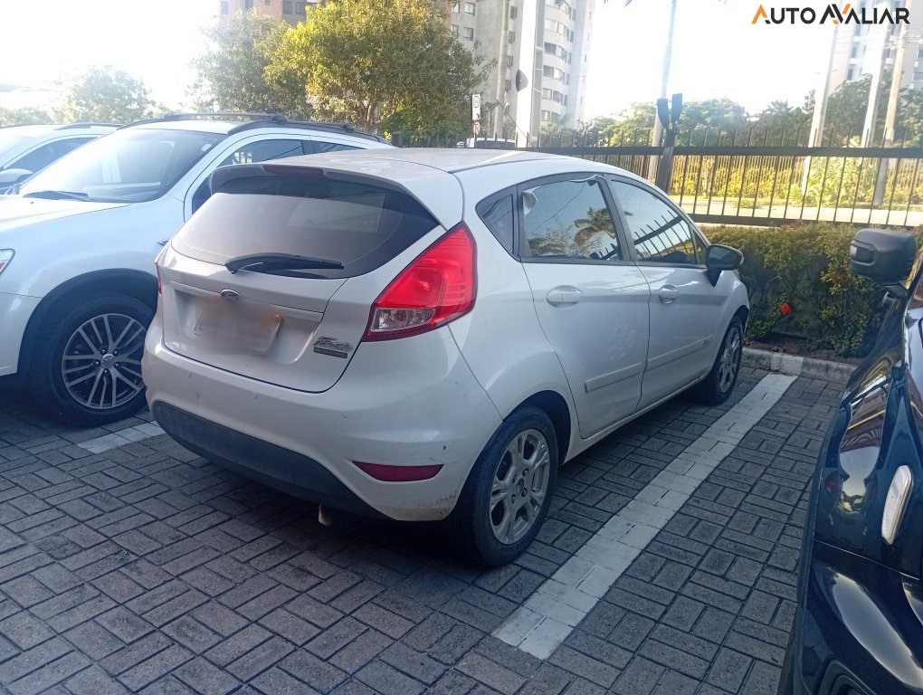 FORD FIESTA 1.5 SE HATCH 16V FLEX 4P MANUAL