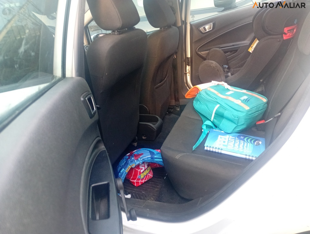 FORD FIESTA 1.5 SE HATCH 16V FLEX 4P MANUAL