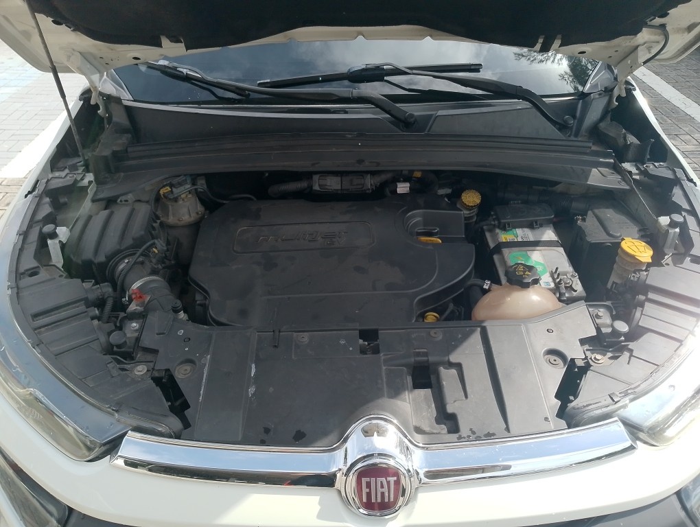 FIAT TORO 2.0 16V TURBO DIESEL FREEDOM MANUAL