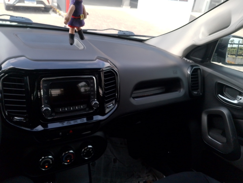 FIAT TORO 2.0 16V TURBO DIESEL FREEDOM MANUAL