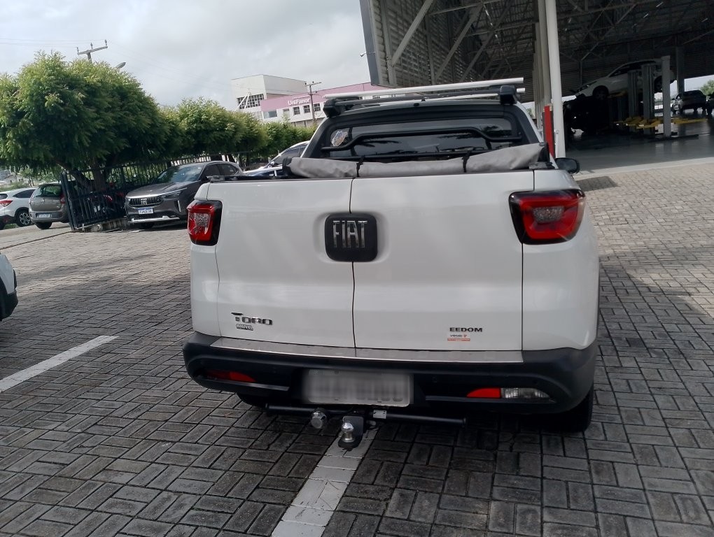 FIAT TORO 2.0 16V TURBO DIESEL FREEDOM MANUAL