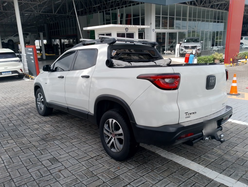 FIAT TORO 2.0 16V TURBO DIESEL FREEDOM MANUAL