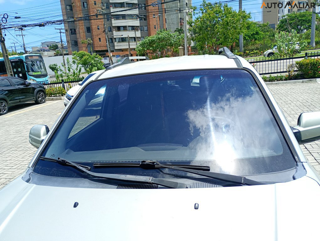 HYUNDAI TUCSON 2.0 MPFI GL 16V 142CV 2WD GASOLINA 4P MANUAL