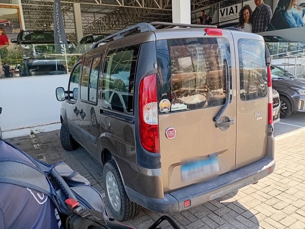 FIAT DOBLO 1.8 MPI ESSENCE 16V FLEX 4P MANUAL